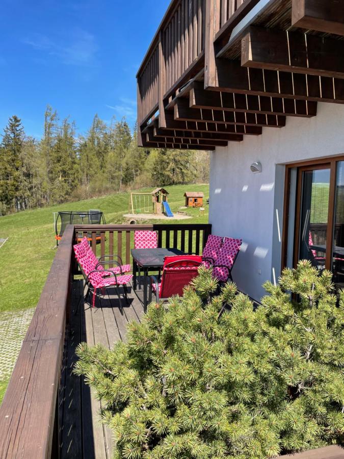 Horske Apartmany Bily Vlk Vaclavov u Bruntalu ภายนอก รูปภาพ