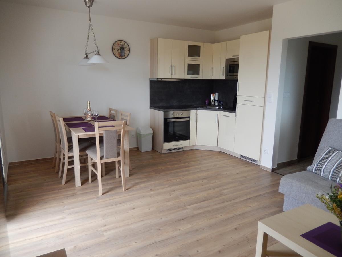 Horske Apartmany Bily Vlk Vaclavov u Bruntalu ภายนอก รูปภาพ