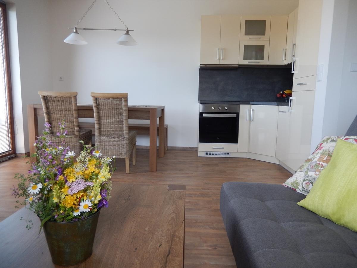 Horske Apartmany Bily Vlk Vaclavov u Bruntalu ภายนอก รูปภาพ